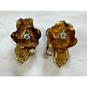 Vintage 1960s MUSI Aurora Borealis Rhinestone Gold Tone Flower Clip-On Earrings